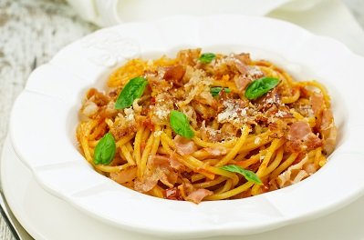 Spaghetti tomate, ricotta et bacon