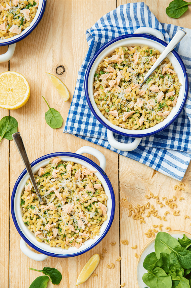 Coquillettes au saumon et épinards Coquillettes au saumon et épinards