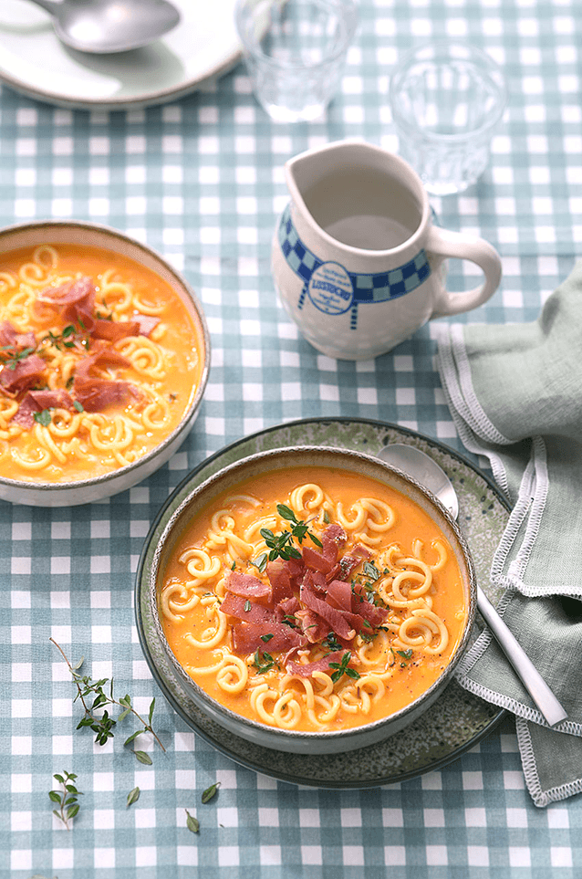 Soupe de butternut aux spaghetti courts Soupe de butternut aux spaghetti courts